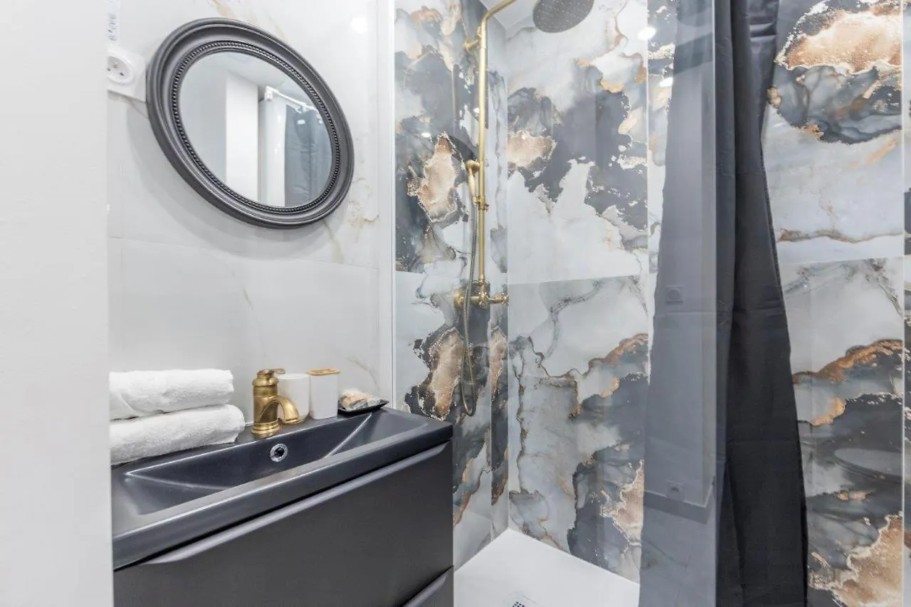 Apartment La Maginot Room Yourhosthelper Grenoble